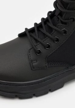 Dr. Martens Combs Ii Unisex - Veterboots - Black 11 Dr. Martens Combs Ii Unisex - Veterboots - Black -Modeschoenen 13dc1310c82a454cab85e34afea75610