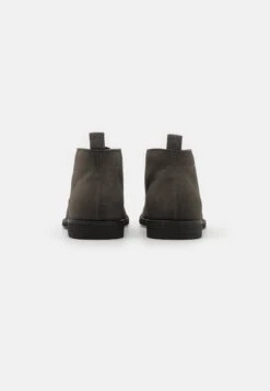 Pier One Unisex - Sportieve Veterschoenen - Grey -Modeschoenen 1a69c3b5a7ed49d2869b1ff1aeeb8355