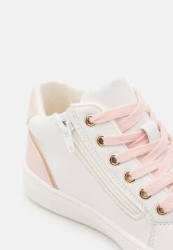 Friboo Sneakers Hoog - White -Modeschoenen 1da8ed9e09e947d892ba1c14202abd8a