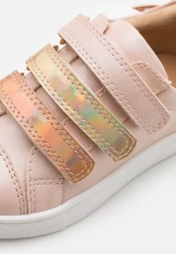 Friboo Sneakers Laag - Pink -Modeschoenen 3e38f34574cc4958ab6baec7557c8132