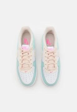 Nike Sportswear Air Force 1 Unisex - Sneakers Laag - Jade Ice/Guava Ice/White/Pink Spell -Modeschoenen 570623a2e2da49ae8f6d326946fa8e10