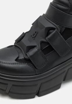 Steve Madden Trimmers - Sneakers Hoog - Black -Modeschoenen 7eaed5cff0ea43438c0e4484cc41dbf7