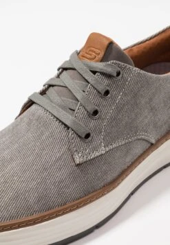 Skechers Moreno - Sneakers Laag - Taupe -Modeschoenen 804e7df7e19a4aada0902a8eeb114807