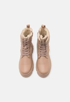 Friboo Leather - Veterboots - Nude -Modeschoenen 8e60ee29fbb24b5a8fe5a525270c76c7