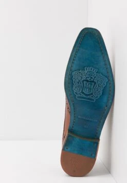 MELVIN & HAMILTON Martin 2 - Instappers - Brown 10 MELVIN & HAMILTON Martin 2 - Instappers - Brown -Modeschoenen 9fa2af56377c4d82ab221b05ad764234