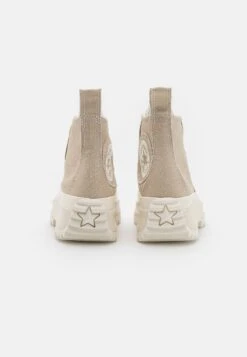 Converse Run Star Hike - Sneakers Hoog - Beach Stone/Egret -Modeschoenen a50b92331e6f46bbbe5fe126f33b0304