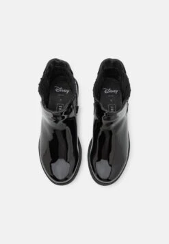 Friboo Disney Mickey Mouse - Zip-Up Booties- Korte Laarzen - Black 9 Friboo Disney Mickey Mouse - Zip-Up Booties- Korte Laarzen - Black -Modeschoenen abfac50996b040cfadcd7f2affc7eaf1