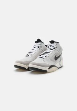 Nike Sportswear Air Flight Lite Mid Nas - Sneakers Hoog - Photon Dust/Black/Metallic Silver/Light Smoke Grey/White/Pale Ivory -Modeschoenen ad7a2b7c62804a9abf7c8841ba4694a6