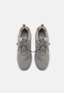 Pier One Sneakers Laag - Light Grey -Modeschoenen b71dd9058534408f8047bc0ef94b1b38
