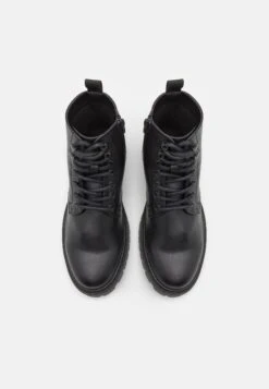 Pier One Unisex - Veterboots - Black -Modeschoenen be294022a8fa4b439a852bd7c70d8bb6