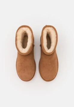 Ugg Classic Mini Regenerate - Korte Laarzen - Chestnut 8 Ugg Classic Mini Regenerate - Korte Laarzen - Chestnut -Modeschoenen c419bf20ef7740dfa3fa48ec187c5be8