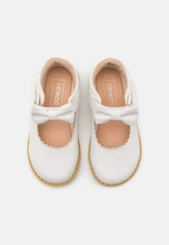 Friboo Ballerina'S Met Enkelbandjes - White -Modeschoenen d6d4e3288707491e9cfb6004b95803c3