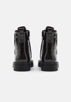 Friboo Veterboots - Black 8 Friboo Veterboots - Black -Modeschoenen e0e8b5da6f414bdc97f535e122e34aa3