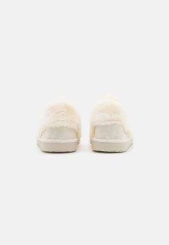 Pier One Pantoffels - White -Modeschoenen e95c473c042849e39cad888ba96babb2