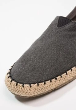 Pier One Espadrilles - Grey -Modeschoenen fdc212f67f994b7abe0dd8404b71d104